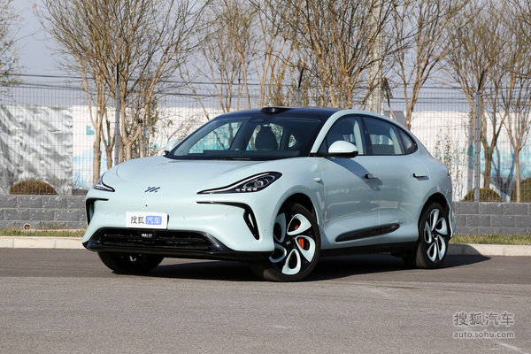 智己汽车LS6 纯电版