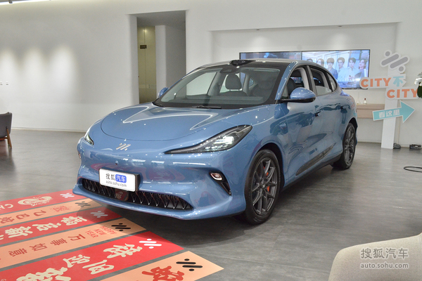 智己汽车LS6 纯电版