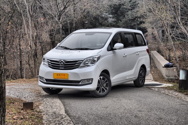 长安睿行s501.5t欢乐中国行活动激擎开启