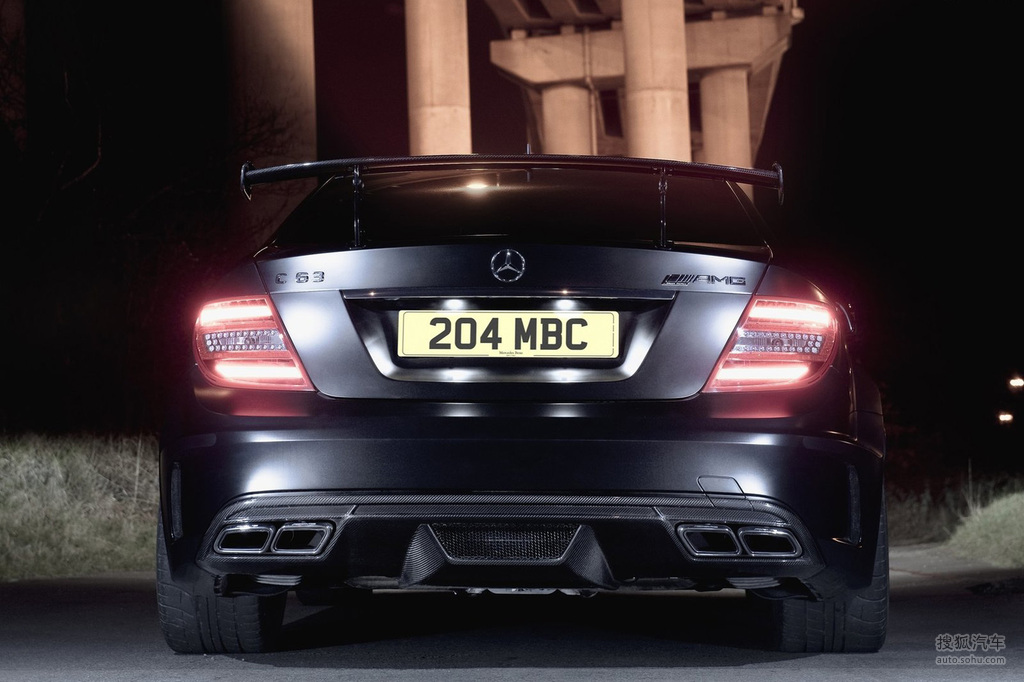 【 奔驰c级amg高清图片】_2012款奔驰c63 amg black series_搜狐汽车