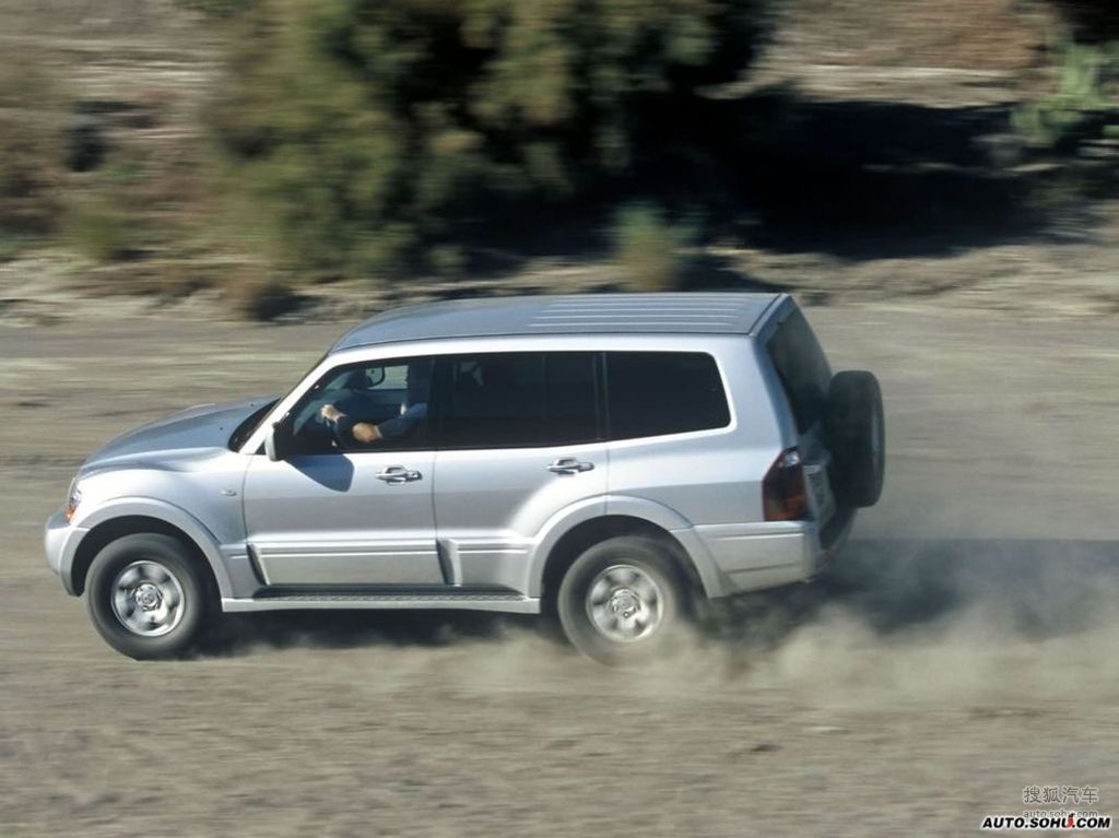 三菱帕杰罗短轴高清图片】_2003款三菱pajero gls 5-door _搜狐