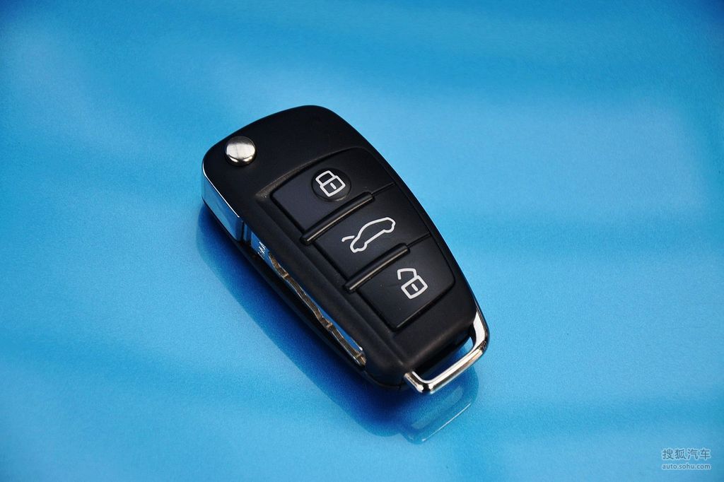2013款奥迪r8 5.2fsi中国专享型 - 汽车钥匙