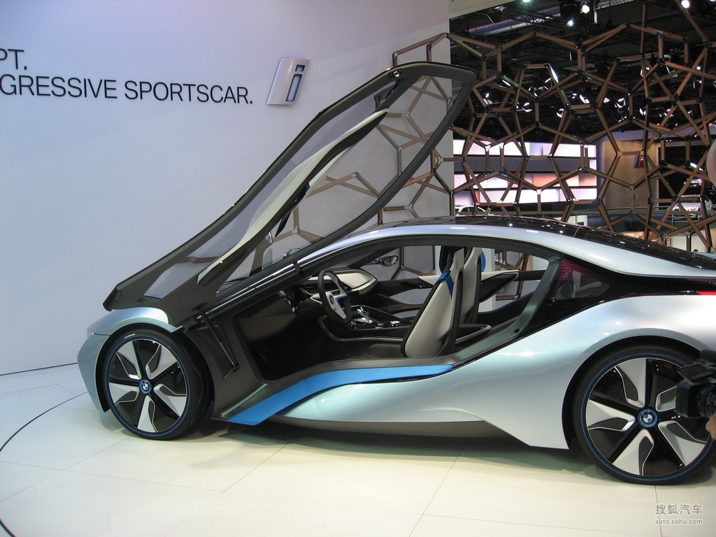 宝马i8