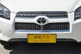   2013款丰田RAV4 2.4L自动特享尊崇版