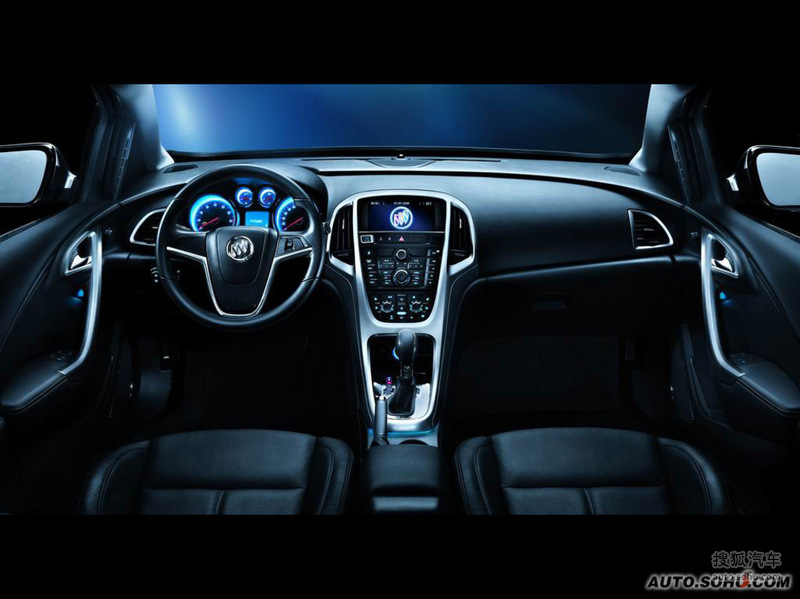 极氪007gt内饰黑灰色 361645.jpg