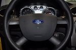 2012款福特福克斯两厢1.8L自动经典版基本型