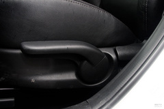 马自达3星骋2.0L 自动豪华型座椅调节图片
