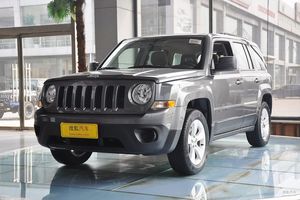Jeep自由客