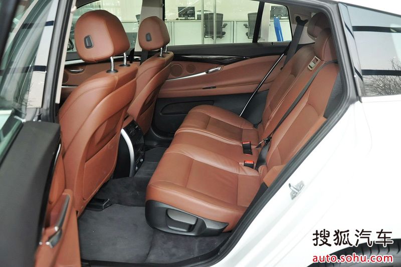 【宝马5系GT 2014款528i 领先型内饰棕色真皮