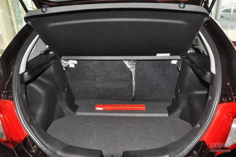 EC7-RV2013款1.5L 手动精英型底盘\/动力t197