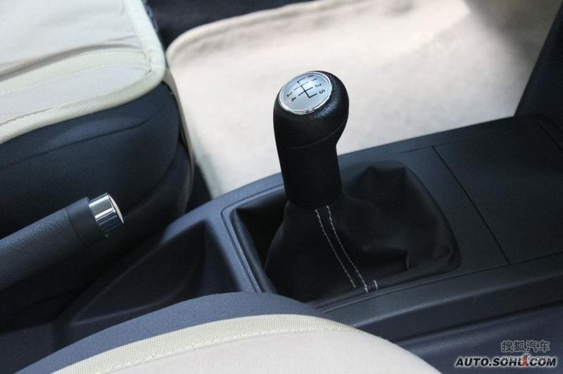 大众Polo Sporty2009款1.6L 手动 运动版内饰t3