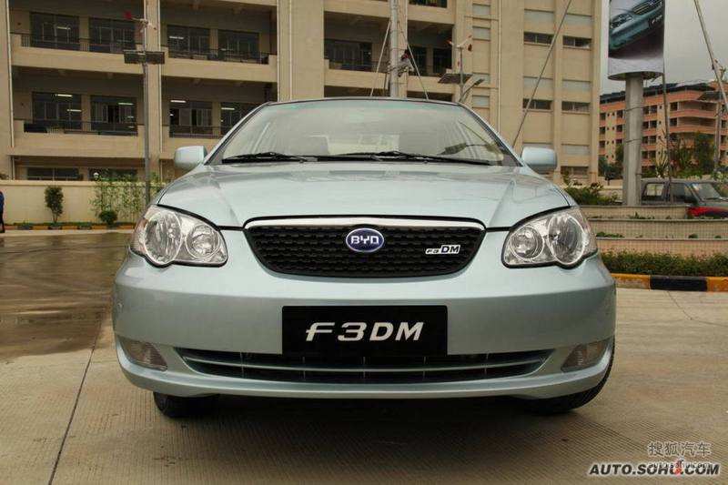 F3DM2010款1.0L HEV EV低碳版外观银色 m4