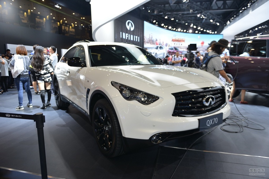 英菲尼迪qx70绝影版