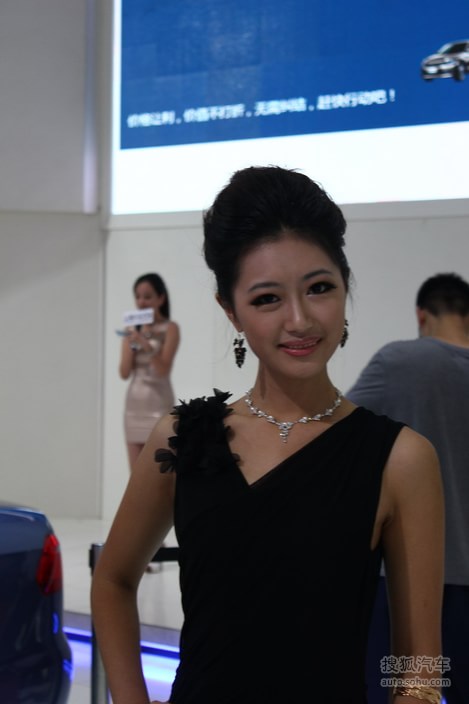 2012大连车展车模图片