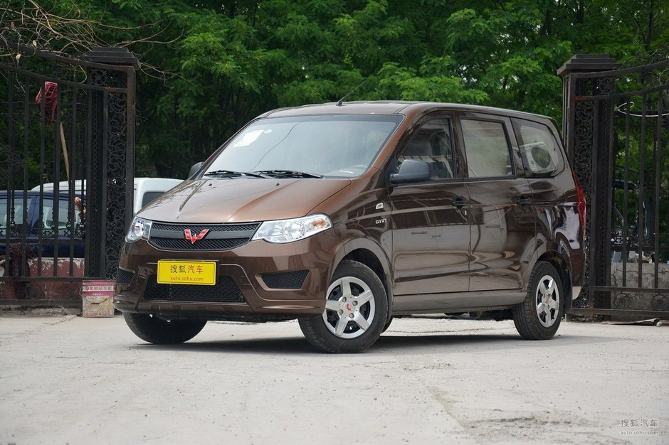 五菱宏光神车漂移 Img7519233_t.jpg