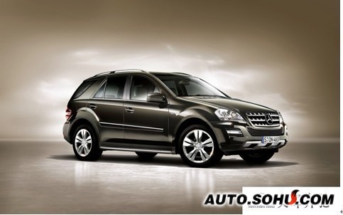 奔驰4s店_奔驰4s店维修工收入(2)