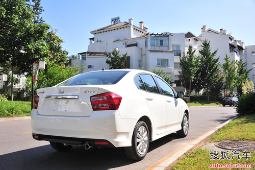 【二手车价格水分多 买车砍价技巧_广本亦庄新