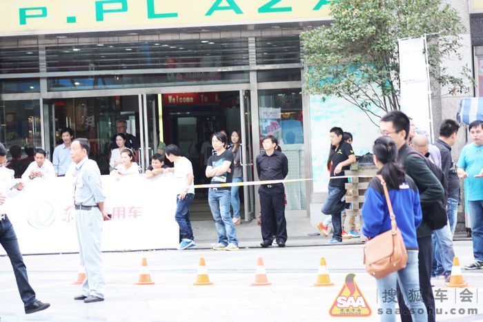 中庸范处处流露,新燕子飞入上海人家_成都车友