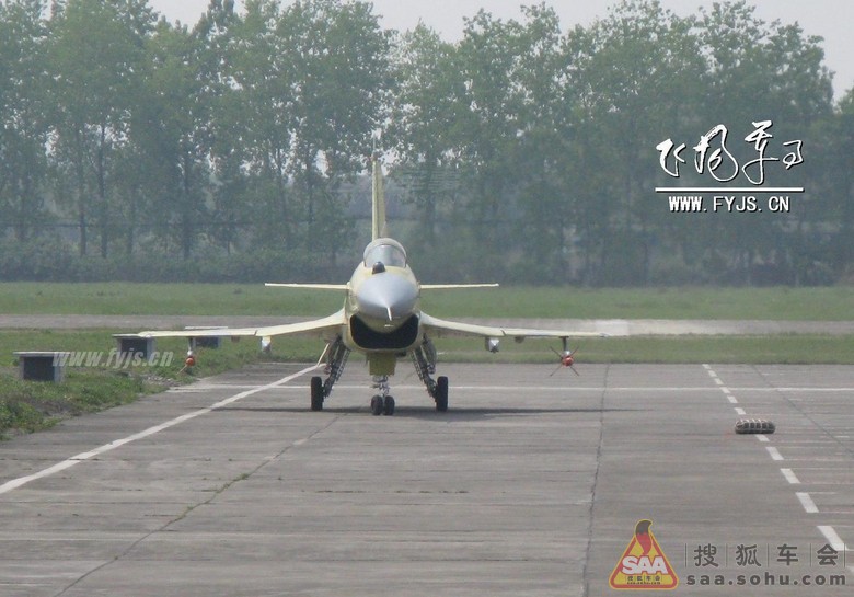 首曝:歼十B非标准三视图!(组图) - 瓦良格