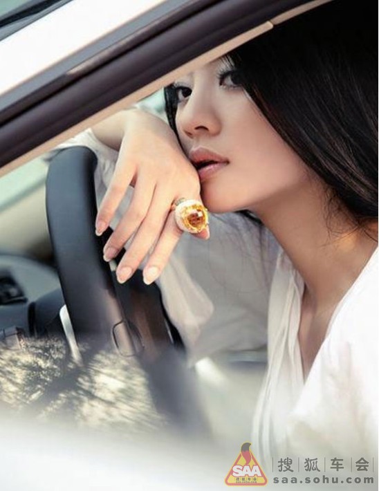 怎样变得妩媚撩人 Img1378613_780.jpg