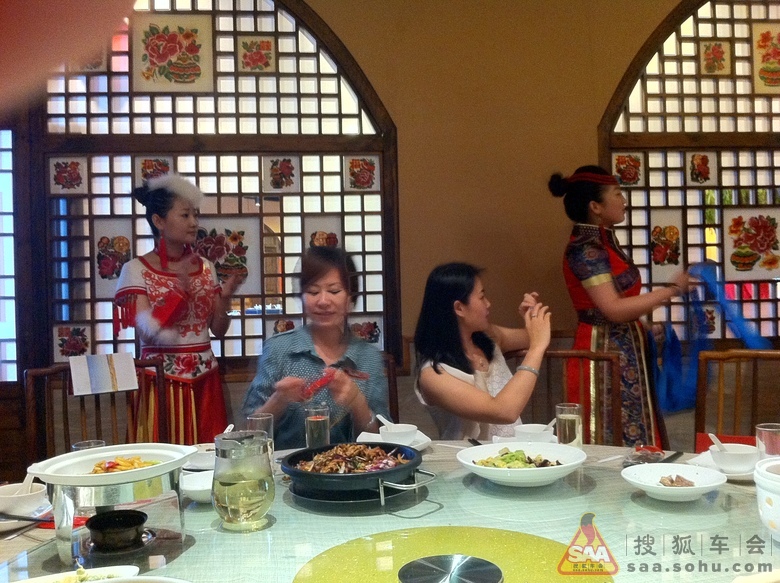 Img4378517_780.jpg