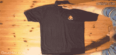 快速<em>叠</em>t恤_t恤的花样叠法陈列_t恤的花样叠法