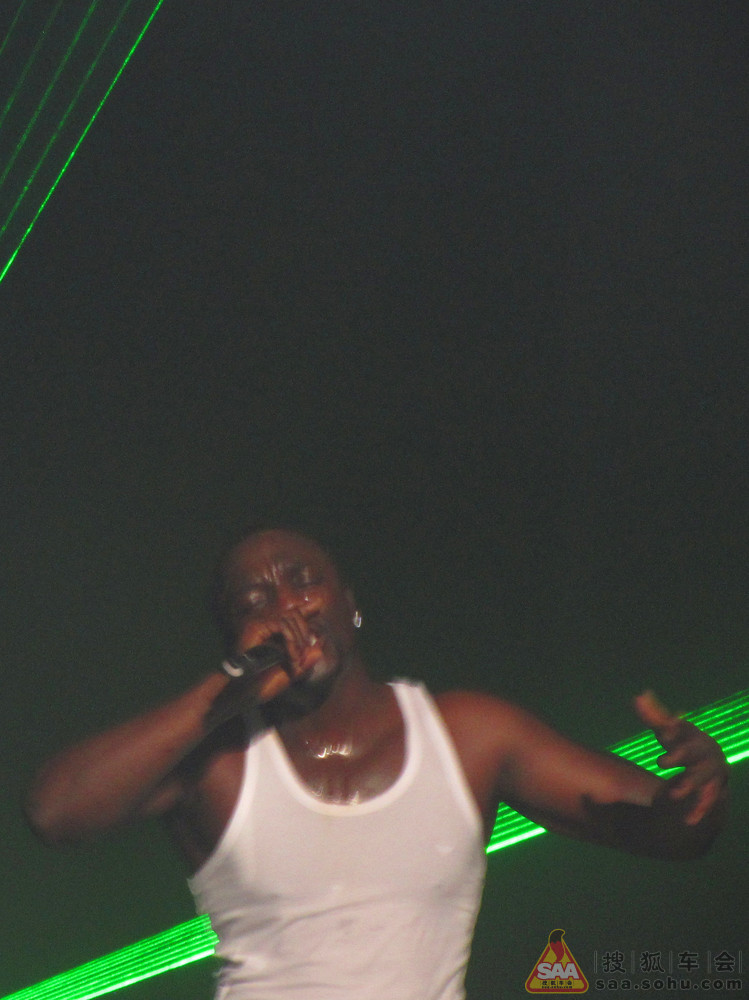 【帕盟写手】AKON北京演唱会全记录 - 帕萨特