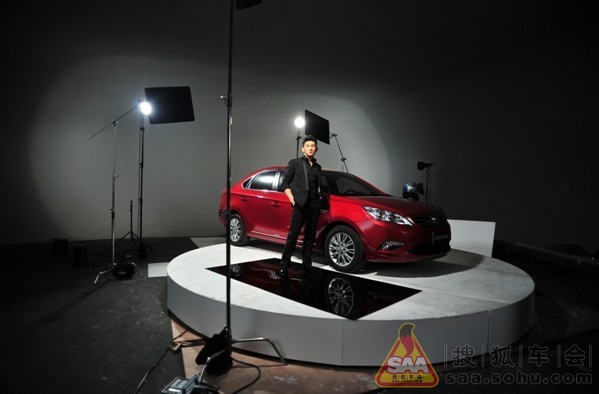 精心整理,吴奇隆<em>逸动</em>广告所有<em>照片</em>【后面有惊