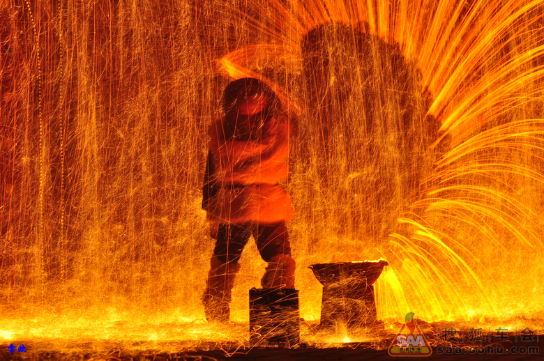 春节蔚县打树花自驾游之打树花表演