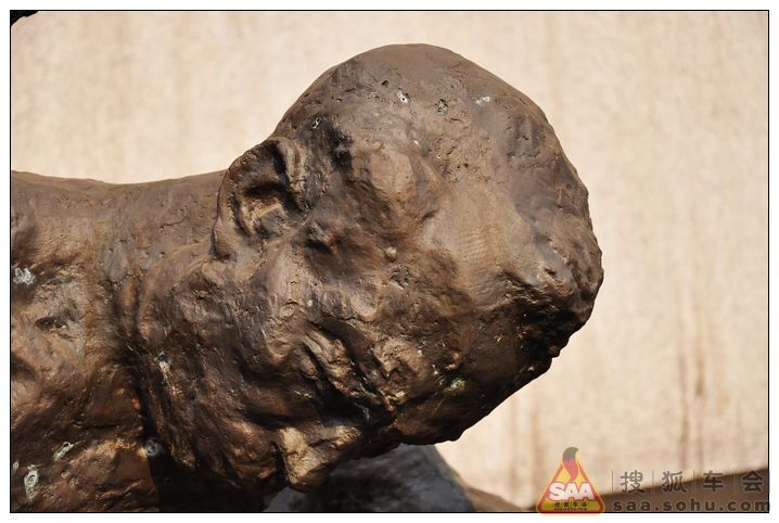 蓝光闪过之后 - 汽车60部队