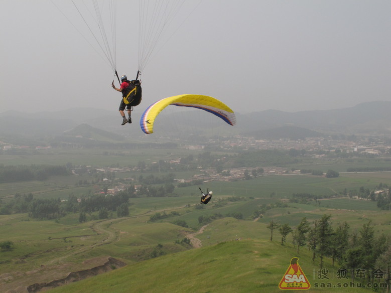 我的业余生活之二(飞伞)_哈尔滨车友会