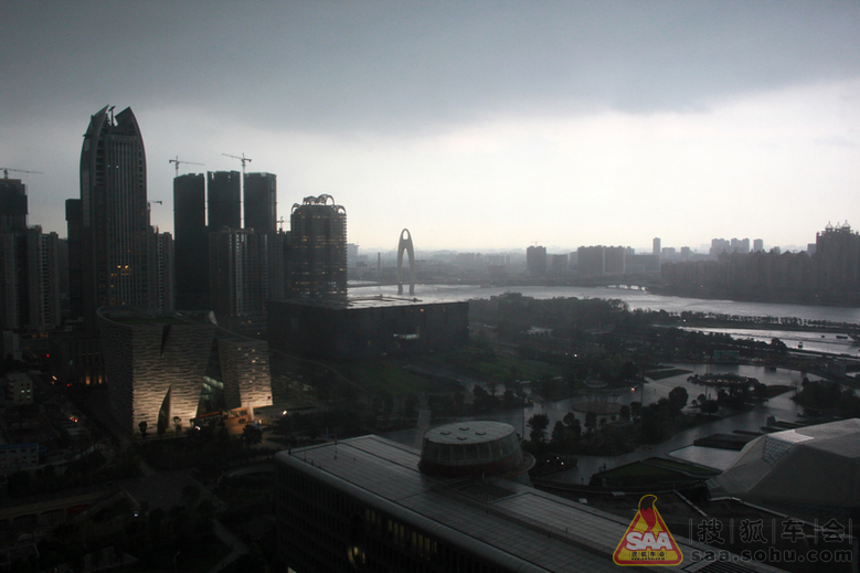Img4213869_780.JPG