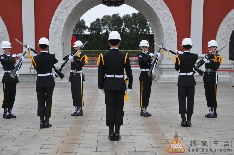 台湾忠列祠礼兵交接仪式,有解放军帅吗?