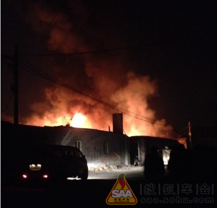 北京一配件厂仓库起火11死4伤 两名房主被控制