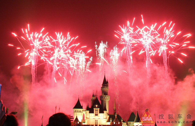 香港之旅--迪士尼烟火表演篇!_迈腾-腾云社