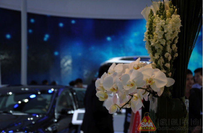 广州车展高清美女图,洋妞也露点~~