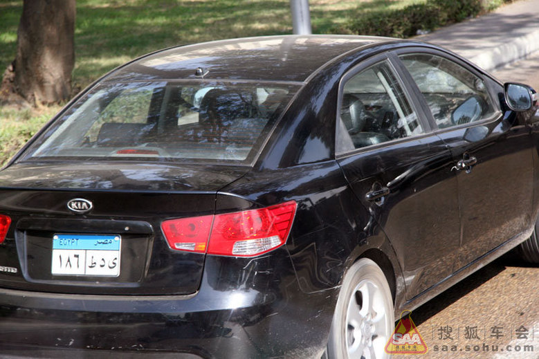 在开罗看到的貌似小福 后面的英文看上去像赛