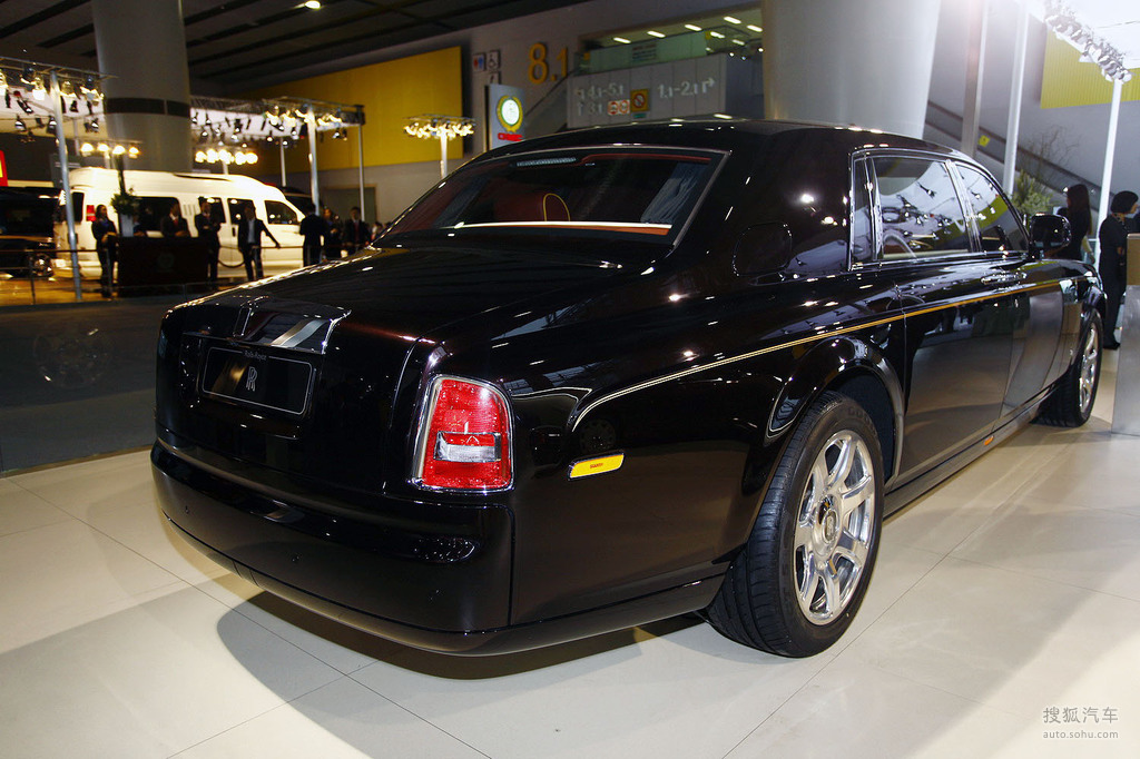 2012款劳斯莱斯幻影龙版图解