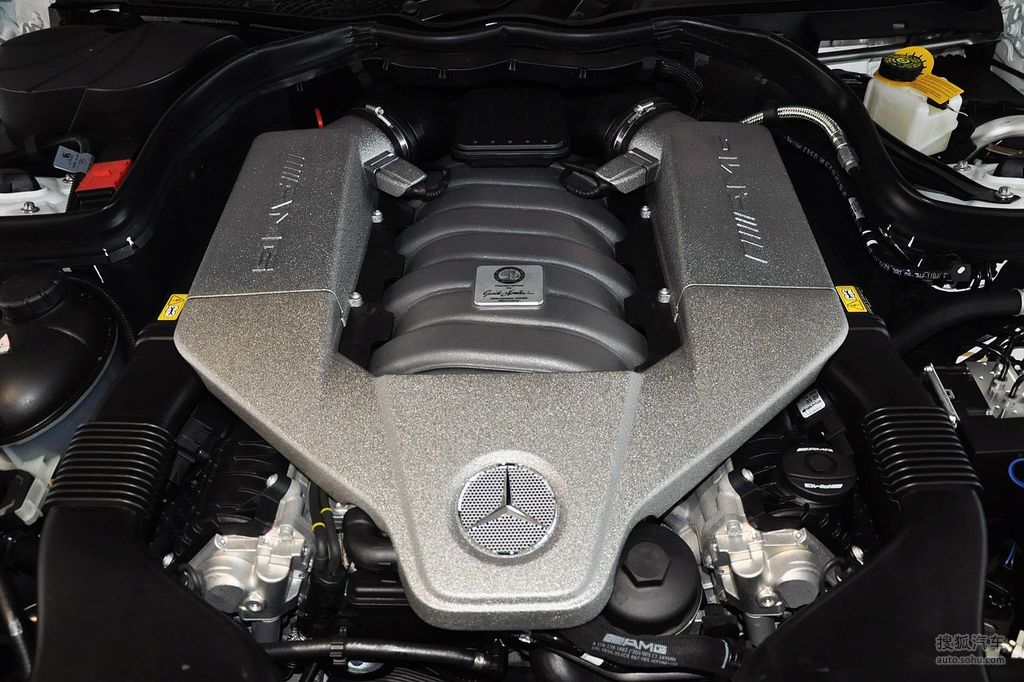 2014款奔驰c63 amg edition 507 - 发动机特写