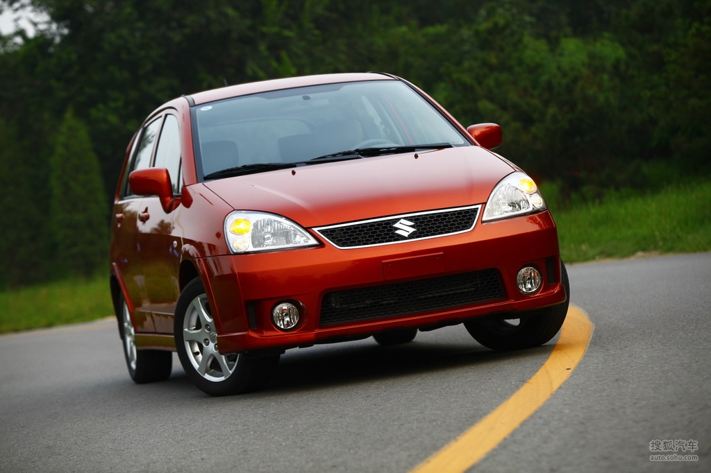 【 铃木利亚纳两厢高清图片】_橙色_外观_搜狐汽车网
