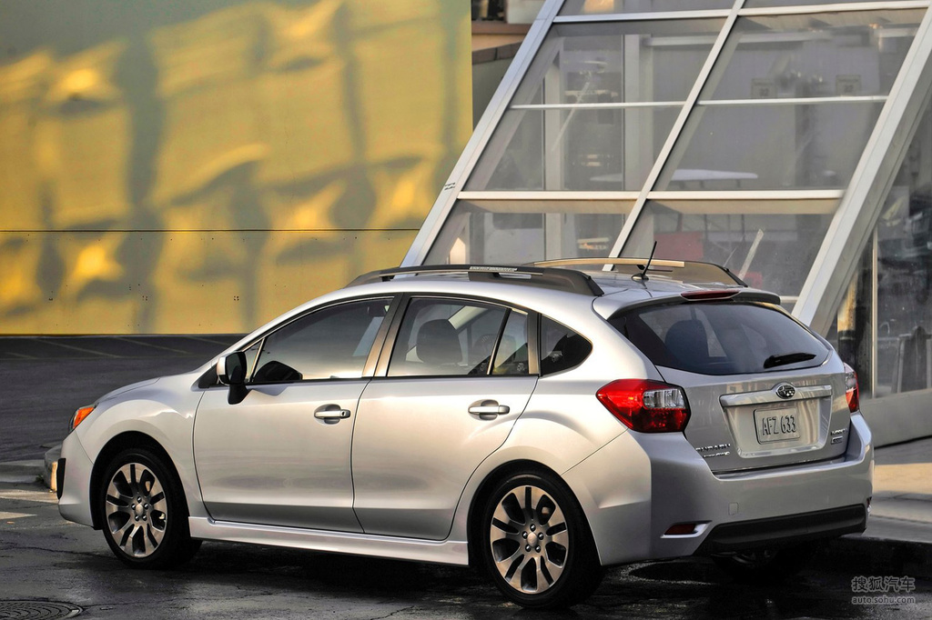 斯巴鲁翼豹两厢