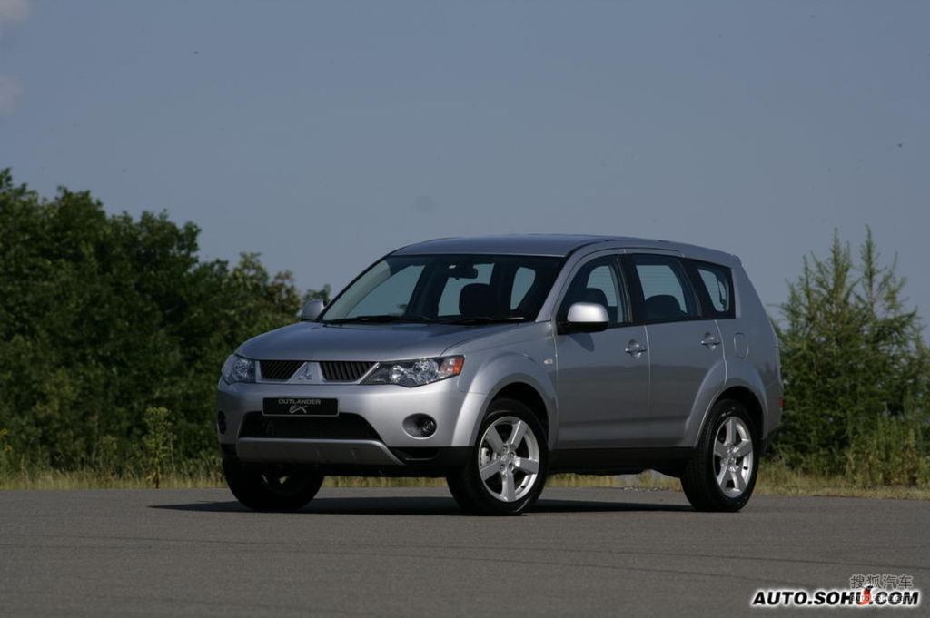 【 三菱欧蓝德劲界高清图片】_2008款三菱欧蓝德ex海外试驾实拍_搜狐