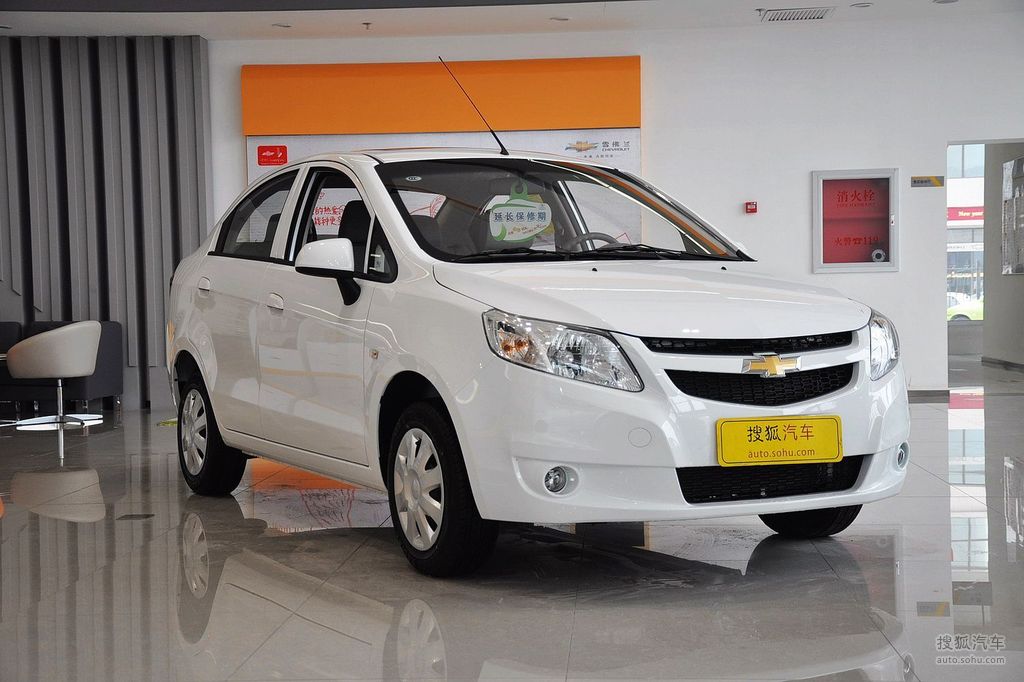 雪佛兰赛欧三厢