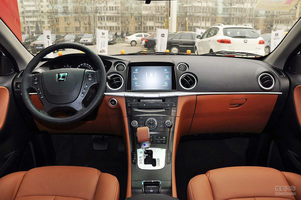【 纳智捷大7 suv高清图片】_双色内饰_内饰_搜狐汽车网