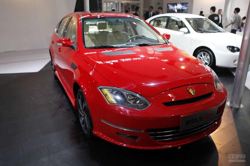 搜狐汽車>圖庫>蓮花>青年蓮花>l5sportback>青年蓮花l5 gt北京車展