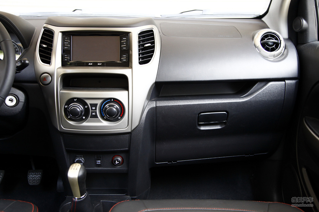 2012款长城哈弗m4 1.