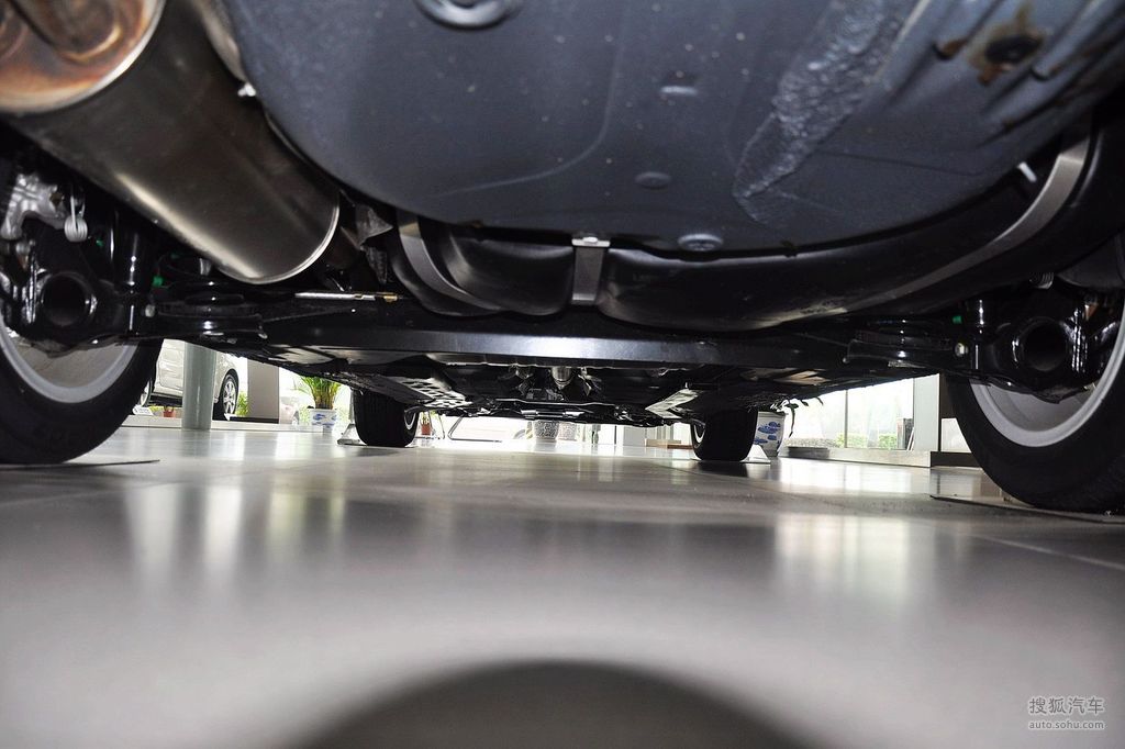 【 大众帕萨特领驭高清图片】_底盘发动机_搜狐汽车网