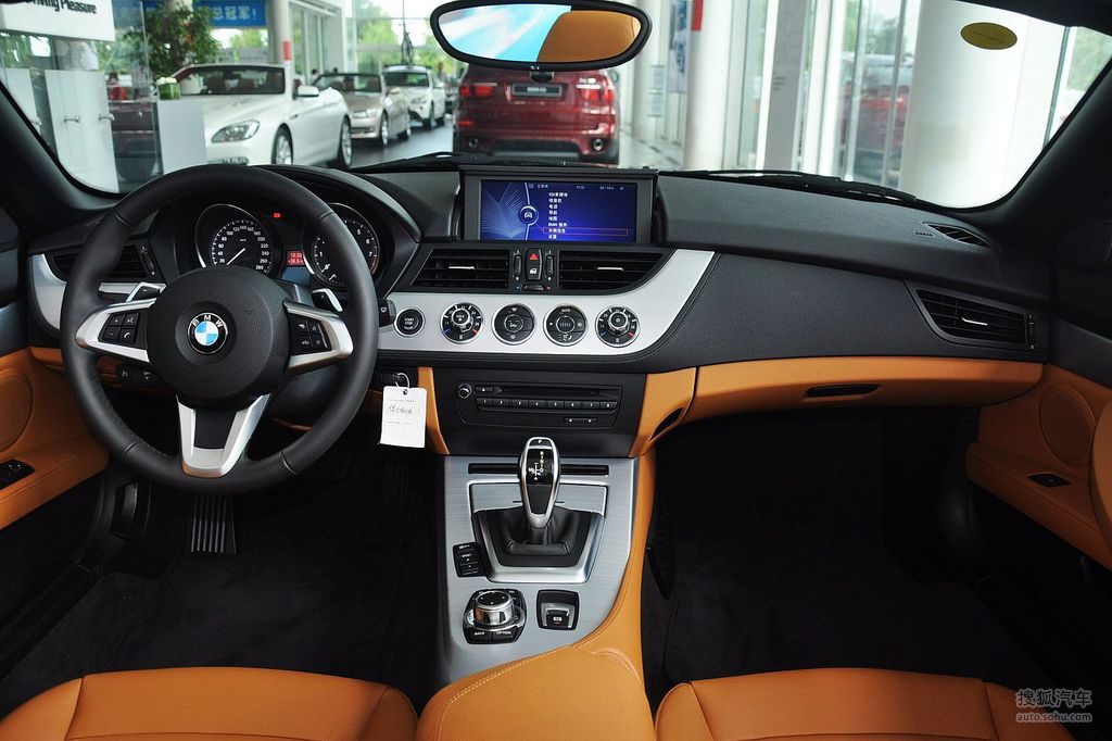 【 宝马z4高清图片】_2012款 sdrive28i 领先型_珊瑚红真皮内饰_内饰