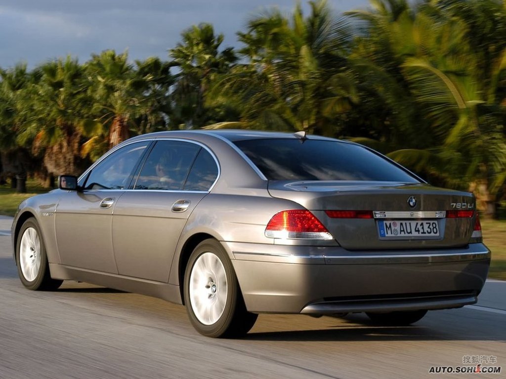 2003款宝马760li