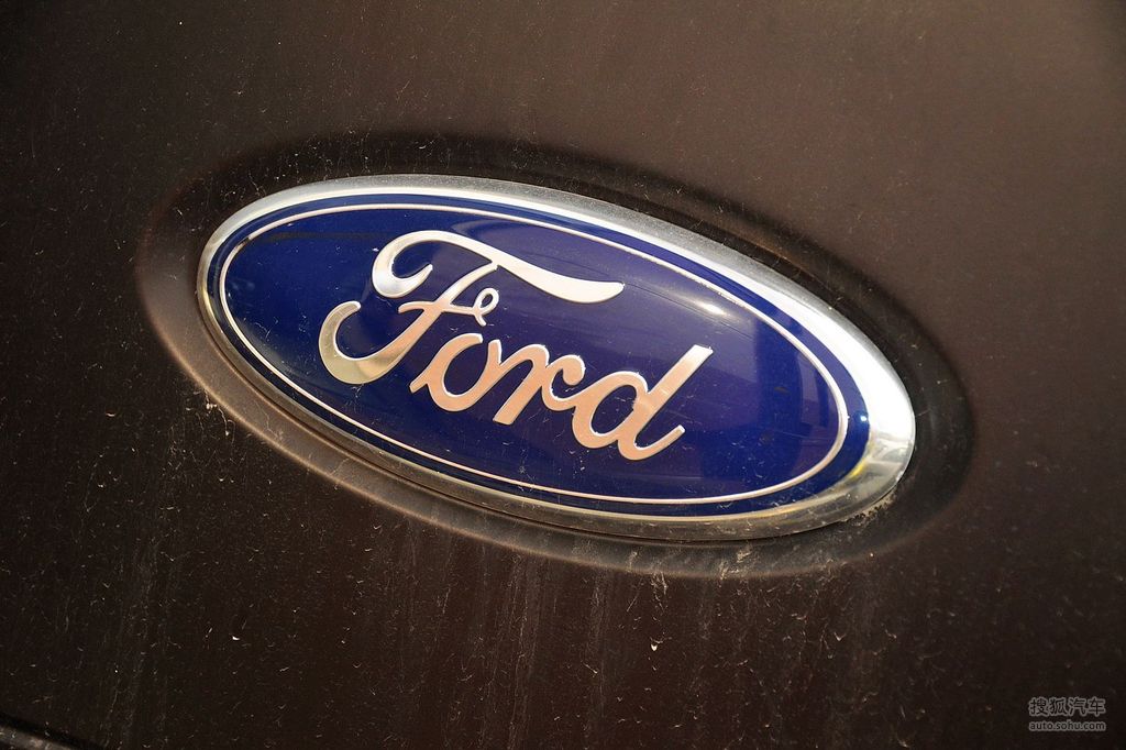 2011款福特f650superduty